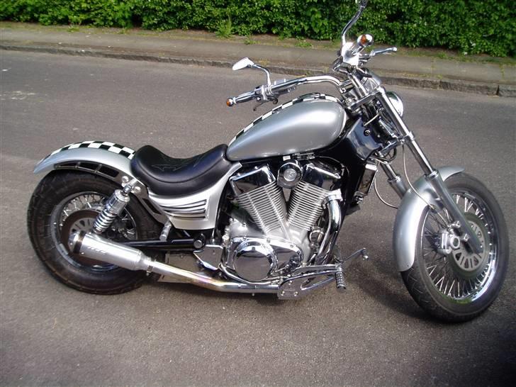Suzuki intruder 1400 billede 2