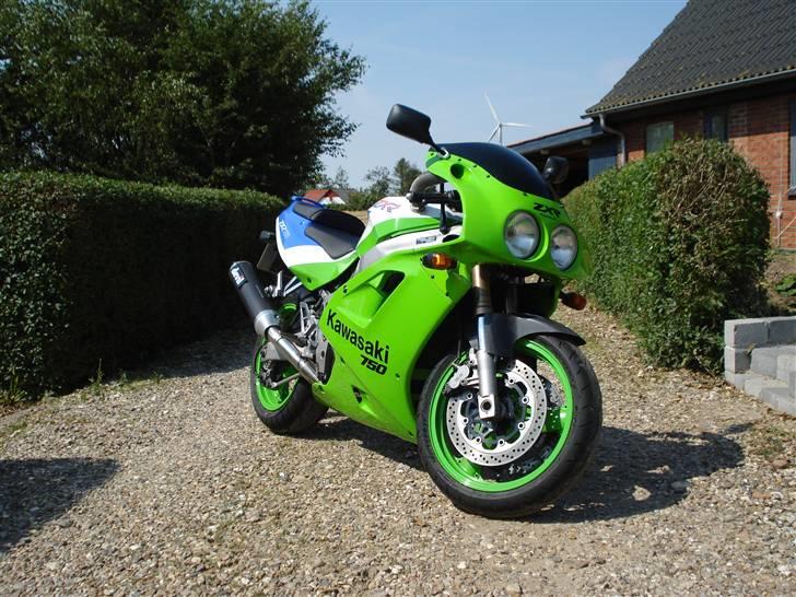 Kawasaki ZXR750 billede 2
