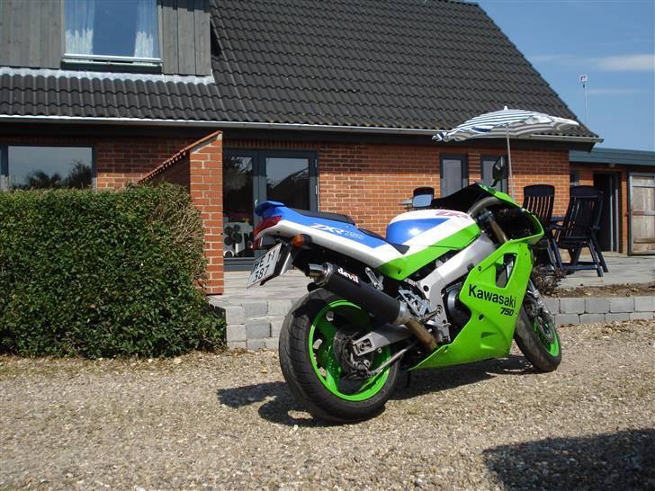 Kawasaki ZXR750 billede 3