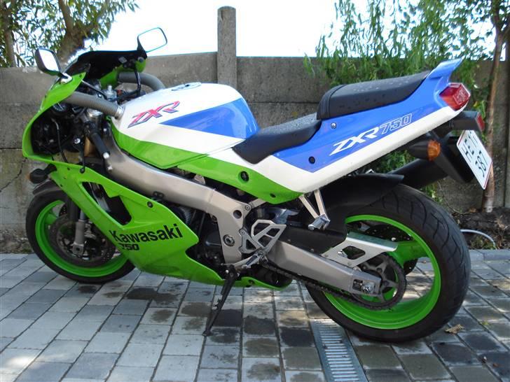 Kawasaki ZXR750 billede 5