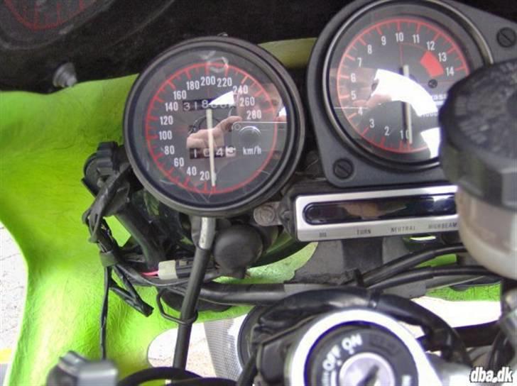 Kawasaki ZXR750 billede 6