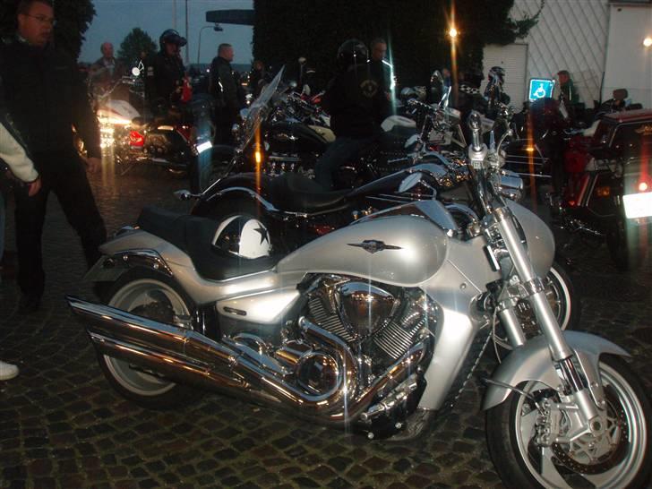 Suzuki m1800 er til salg evt bud billede 8