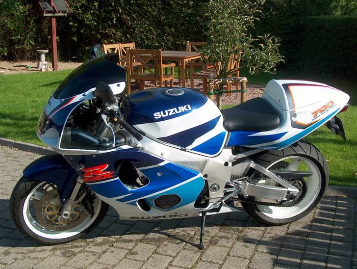 Suzuki GSX-R 750 SRAD billede 6