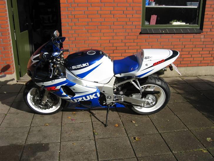 Suzuki Gsxr 600 solgt billede 6