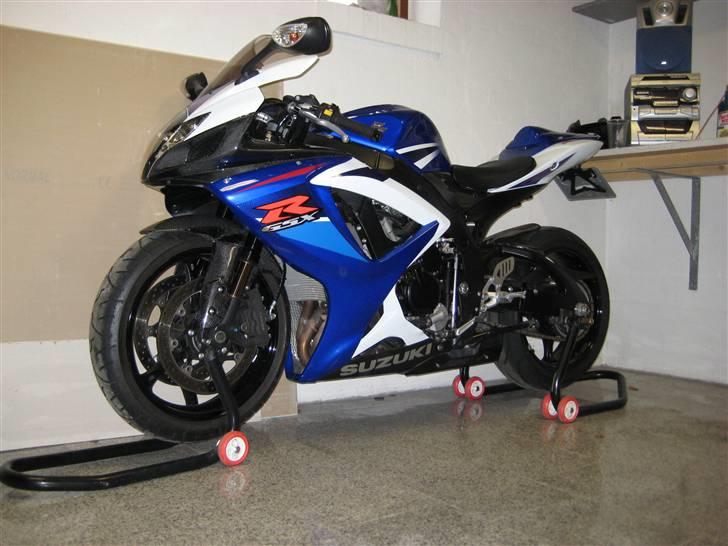 Suzuki gsxr 750 (solgt) billede 4