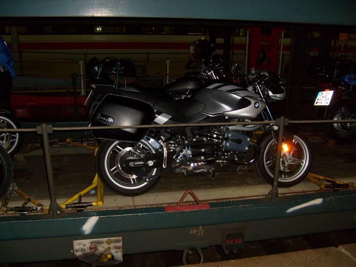 BMW R1150R Rockster (solgt) - Så er hun sat på toget.. billede 5