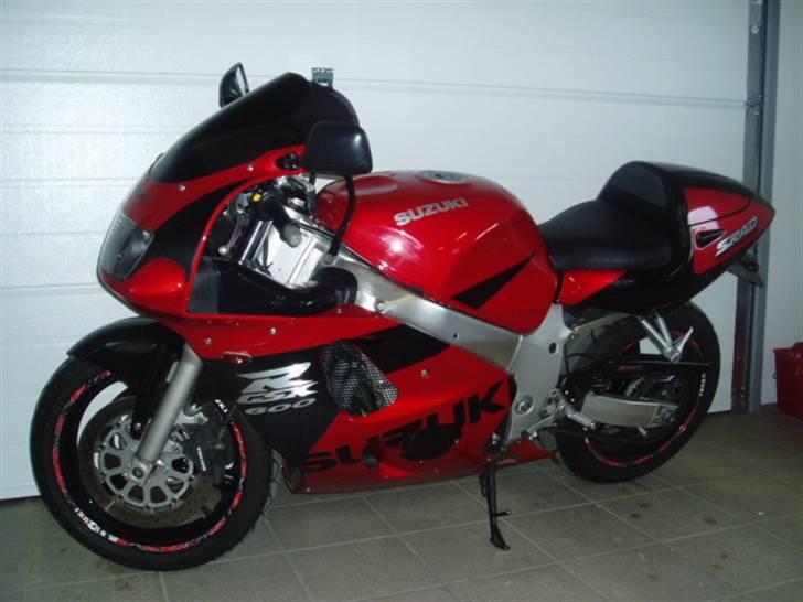 Suzuki gsxr 600 (solgt) billede 6
