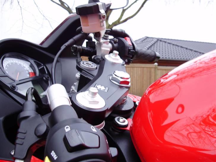 Suzuki SV650S K5 - (SOLGT) billede 7