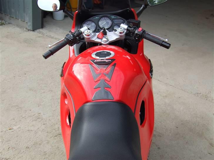 Suzuki GSX 600 F billede 9