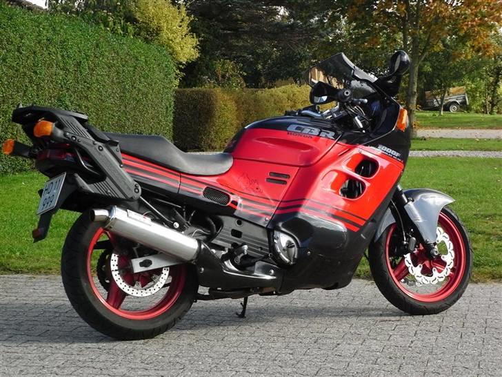 Honda CBR 1000F Tintin edition (Solgt 2018) - Som den ser ud nu, køre dagligt på den, så det er ikke en maskine der står fint pudset i garagen altid. billede 1