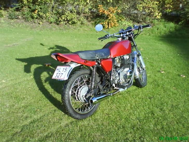 Honda CB 400F billede 2