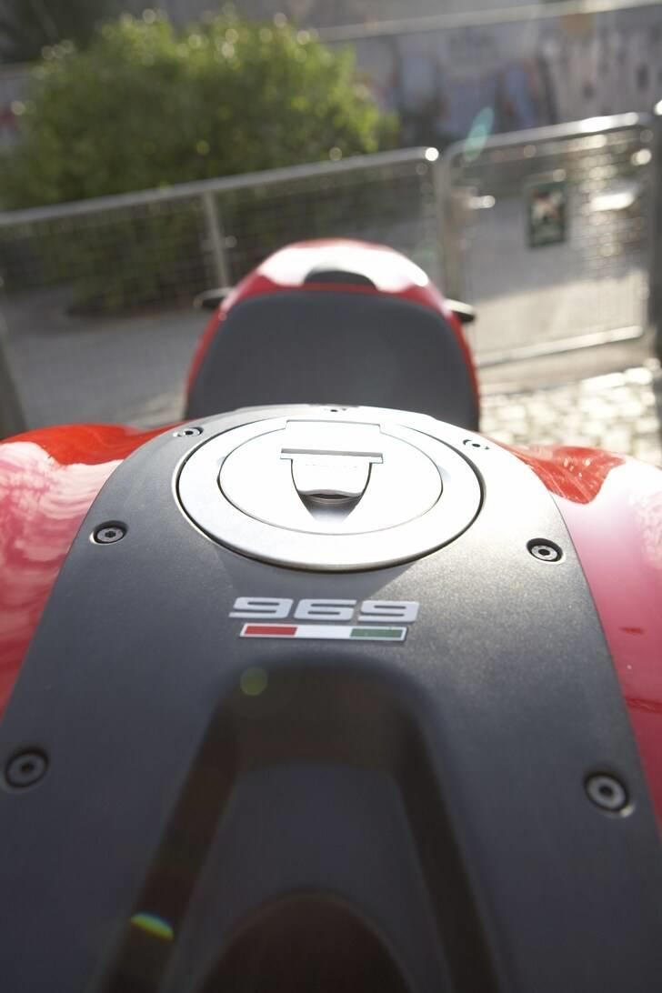Ducati monster 696 billede 9