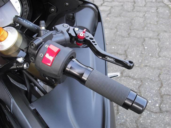 Yamaha YZF R6S billede 5