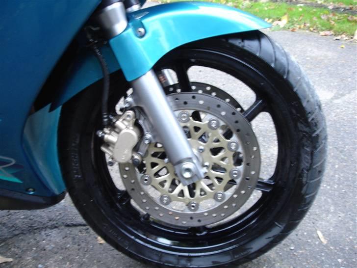 Honda VFR 750 F billede 3