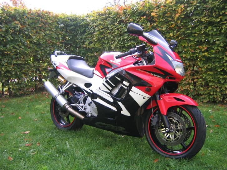 Honda Cbr 600 F3  "Solgt" billede 1