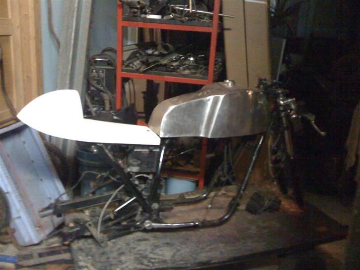 Kawasaki ZX6R billede 4