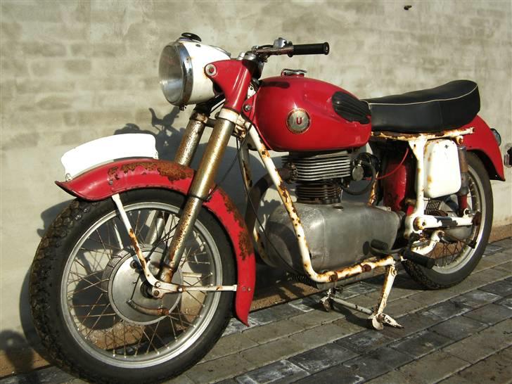 Universal Junior 250cc billede 2