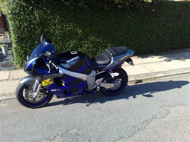 Suzuki gsxr 600  (SOLGT) billede 7