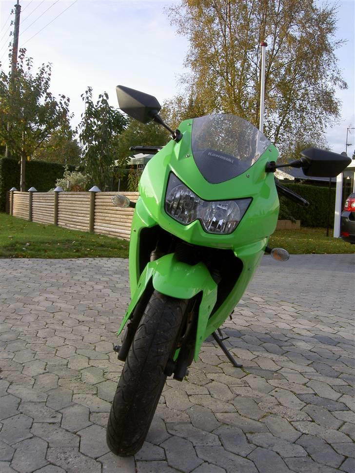 Kawasaki Ninja 250 R *SOLGT* billede 4