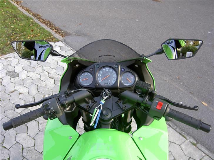 Kawasaki Ninja 250 R *SOLGT* - Instrumentbrættet :p billede 5