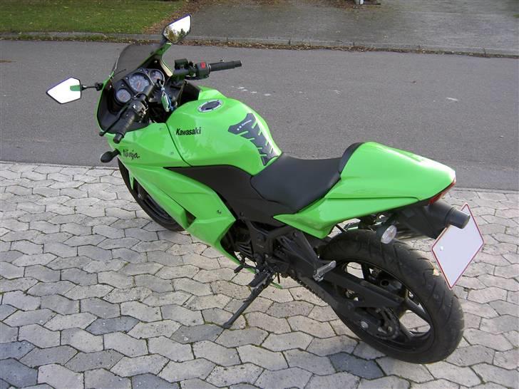 Kawasaki Ninja 250 R *SOLGT* billede 6