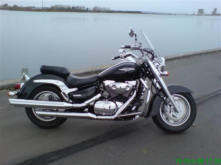 Suzuki boulevard intruder