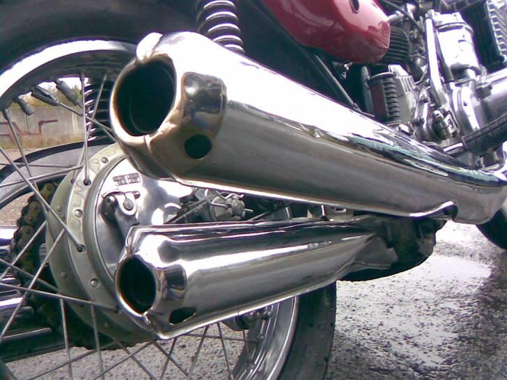 Suzuki GT 750 Vandbøffel billede 9