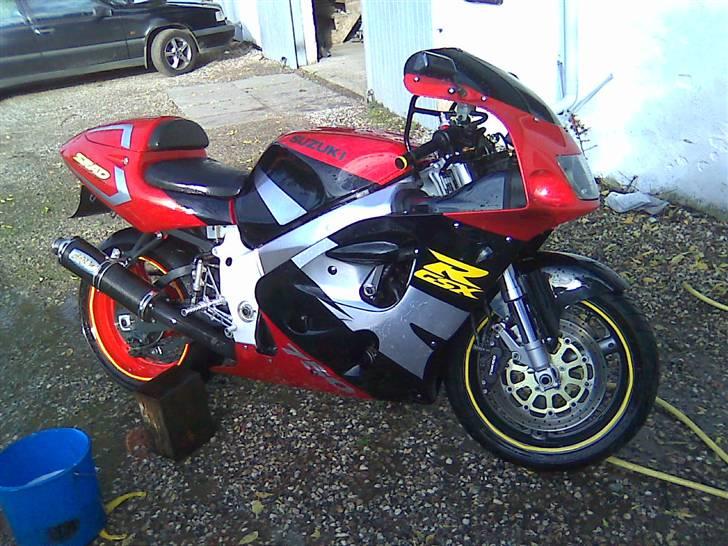 Suzuki GSXR 750  Solgt  billede 16