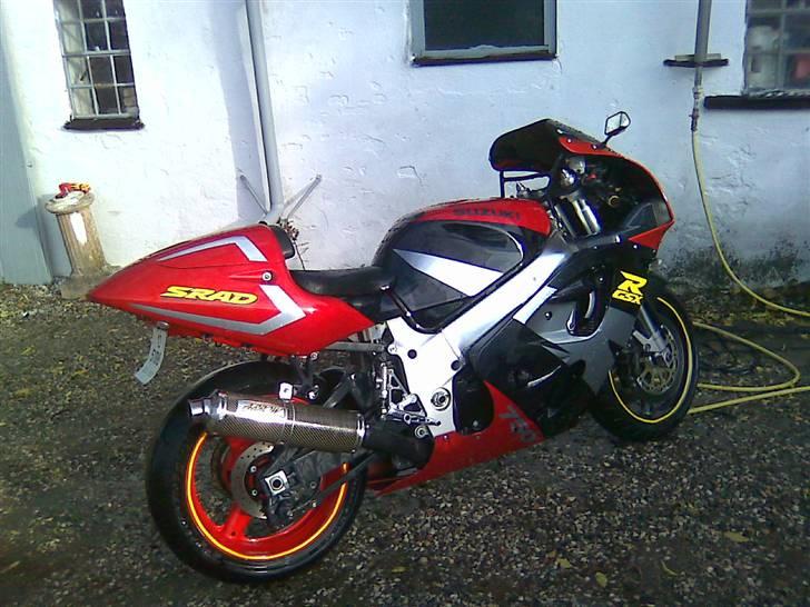 Suzuki GSXR 750  Solgt  billede 17