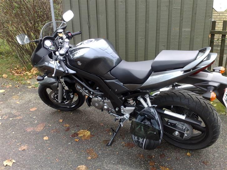 Suzuki sv650 billede 2