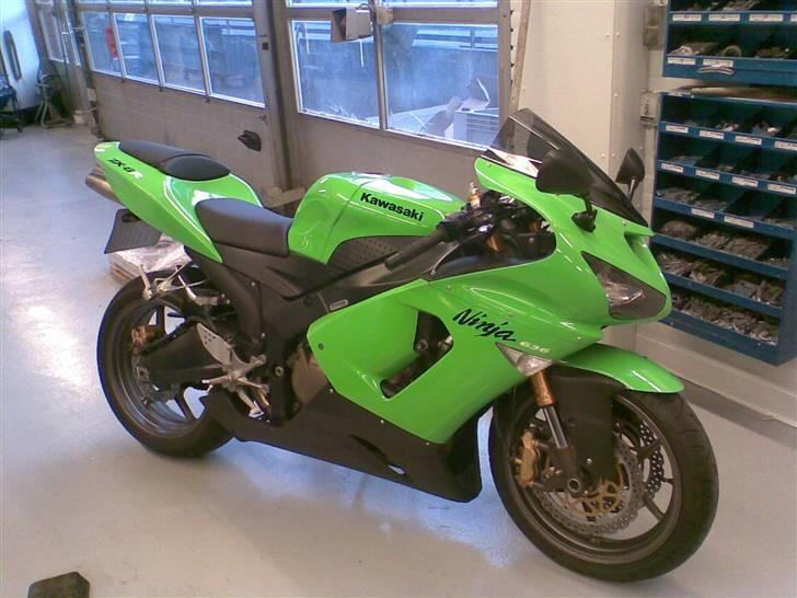 Kawasaki ZX6R 636 billede 2