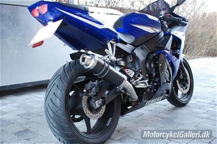 Yamaha yzf r6 billede 3