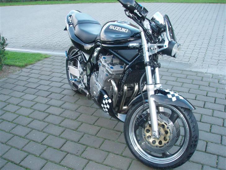 Suzuki Bandit Gsf S 600. SOLGT billede 3