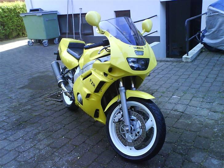 Yamaha FZR - FZR 600 billede 2