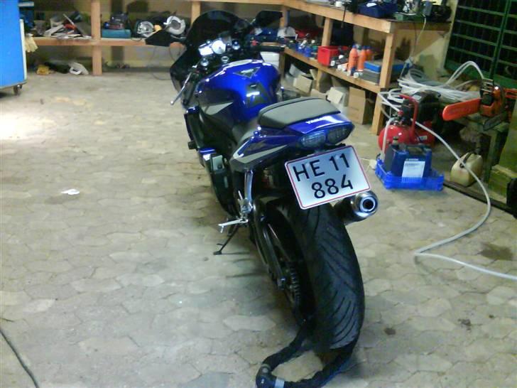 Yamaha yzf r6 billede 9