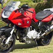 BMW F800s