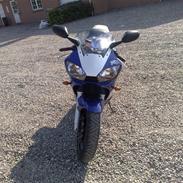 Yamaha R6