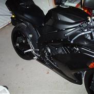 Yamaha YZF-R1