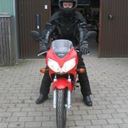 Honda CBR 125 R   **SOLGT**