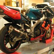 Honda CBR 900 fireblade (solgt)