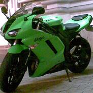 Kawasaki zx6r Ninja