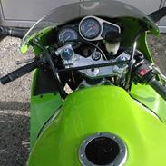 Kawasaki ZX9R NINJA