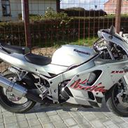 Kawasaki zx6r ninja solgt