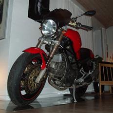 Ducati Monster 900