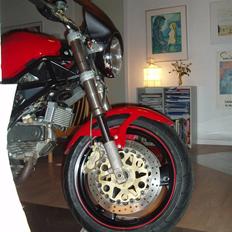 Ducati Monster 900