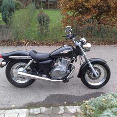 Suzuki GZ 250 Maurader 04 solgt