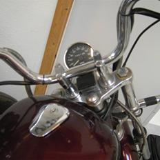 Suzuki VS 750 GLP Intruder