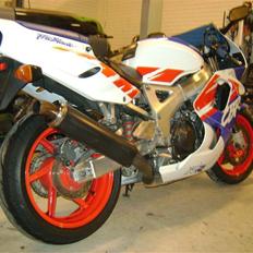 Honda 900 rr fireblade solgt !