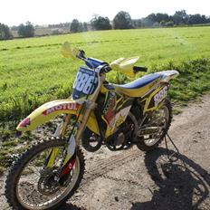 Suzuki rm 125