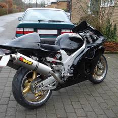 Suzuki TL 1000 R  SOLGT